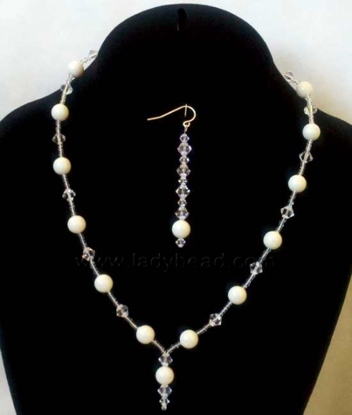 Ivory_pearl_necklace_set